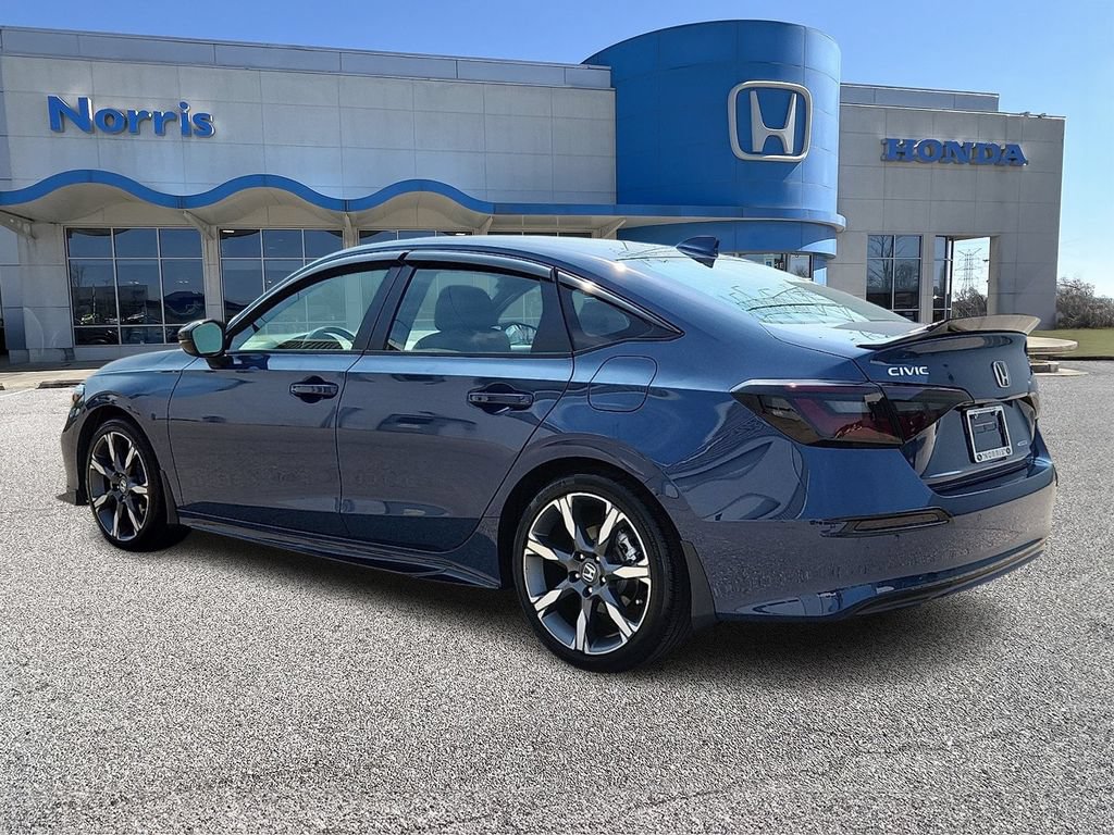 Used 2025 Honda Civic Sport image 3