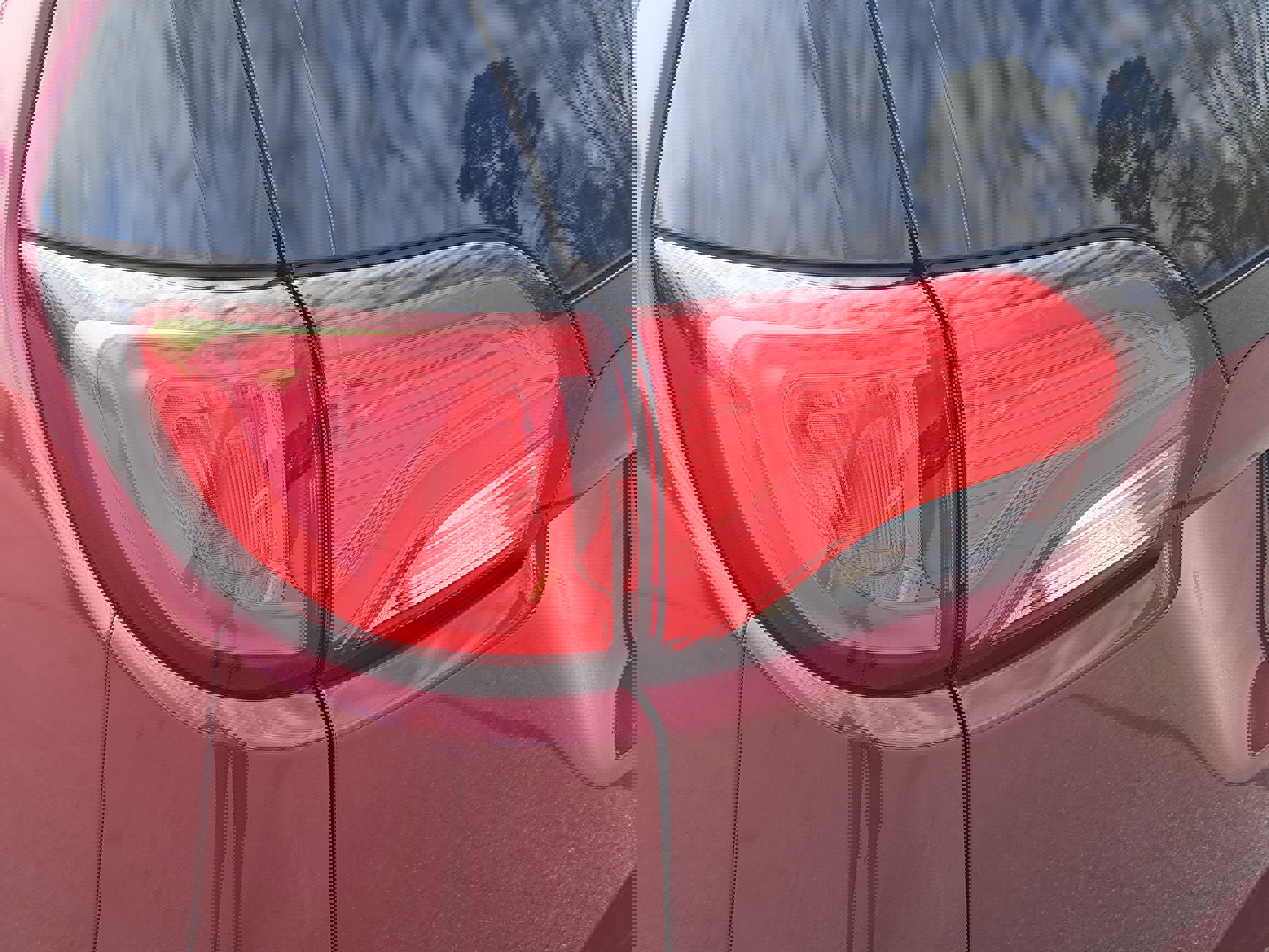 Used 2020 Chrysler Pacifica Touring w/ Cold Weather Group image 32