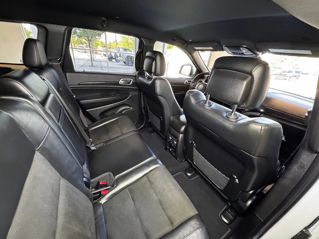 Used 2021 Jeep Grand Cherokee Laredo X AWD/4WD image 49