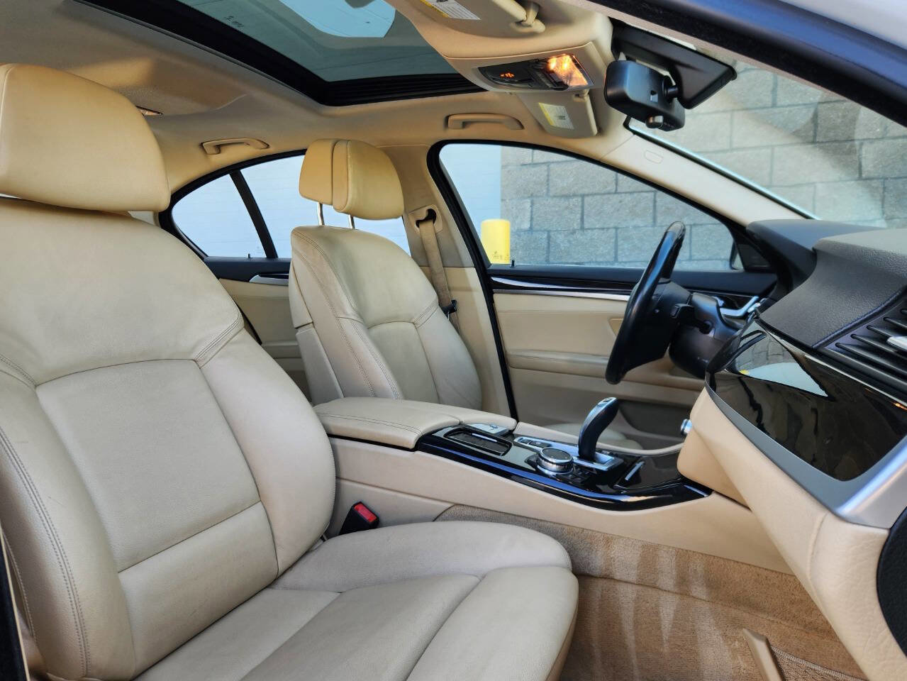 Used 2015 BMW 535i xDrive Sedan image 17