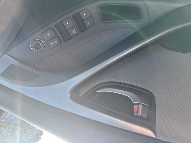 Used 2013 Hyundai Elantra GLS w/ Preferred Pkg image 20