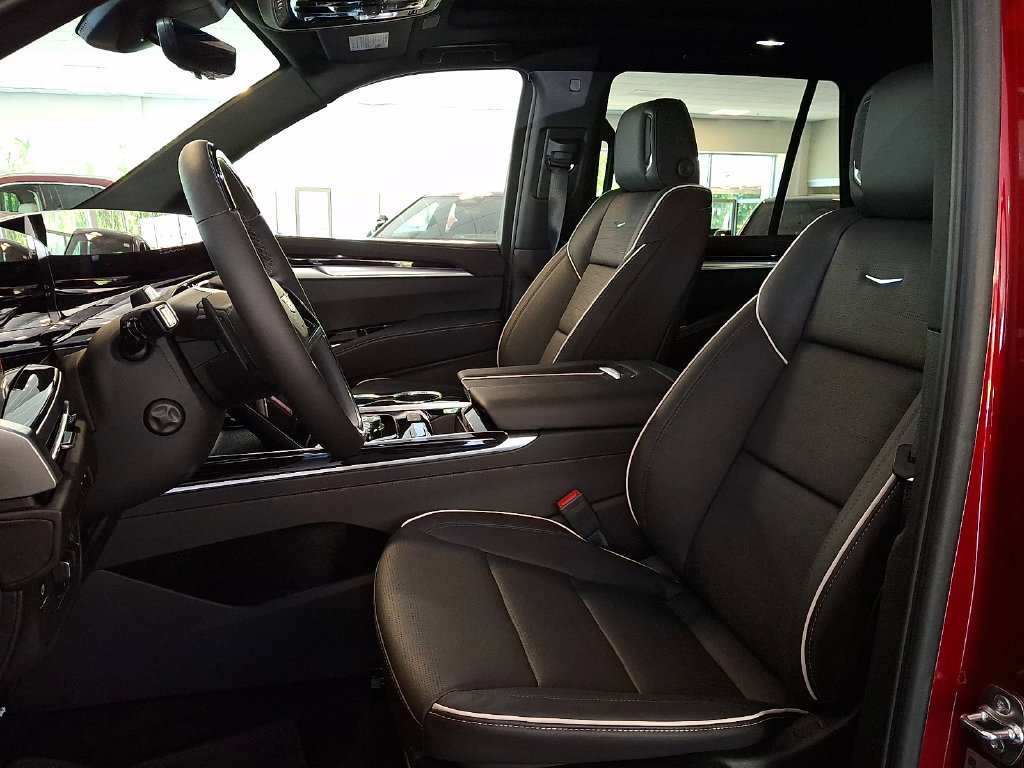 New 2026 Cadillac Escalade Sport w/ Touring Package AWD/4WD image 9