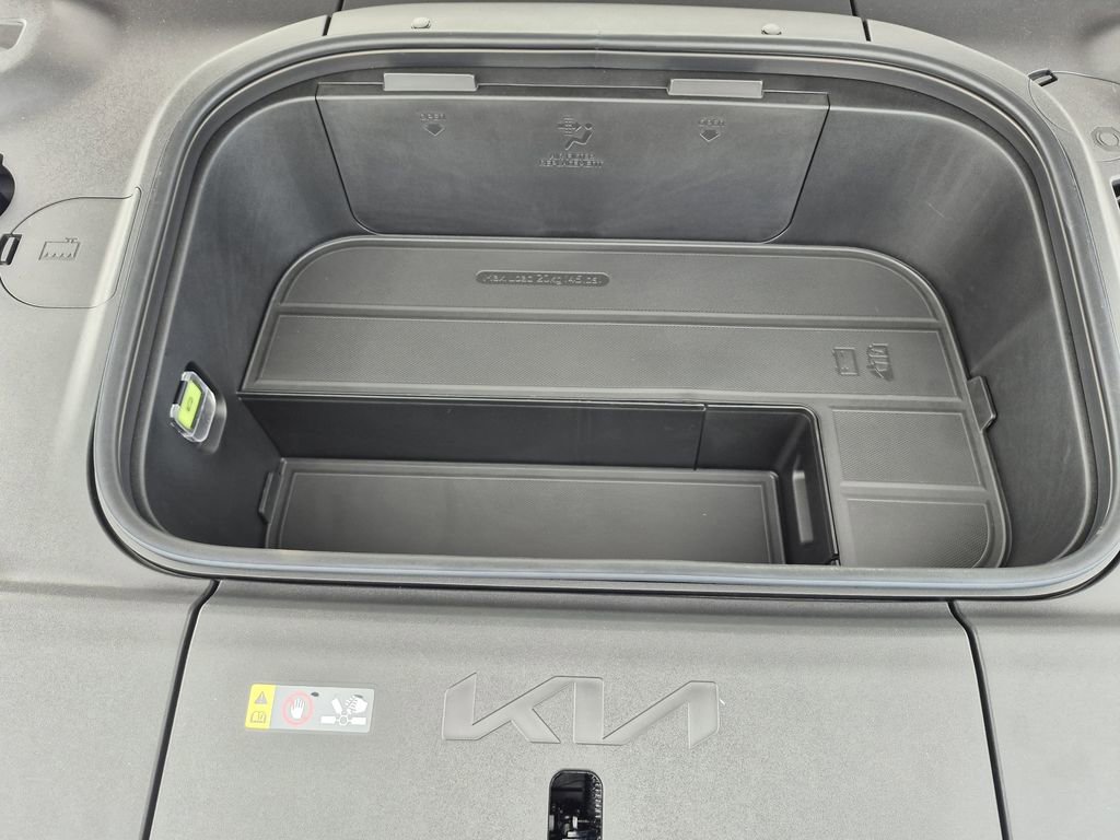 New 2026 Kia EV9 Wind image 16