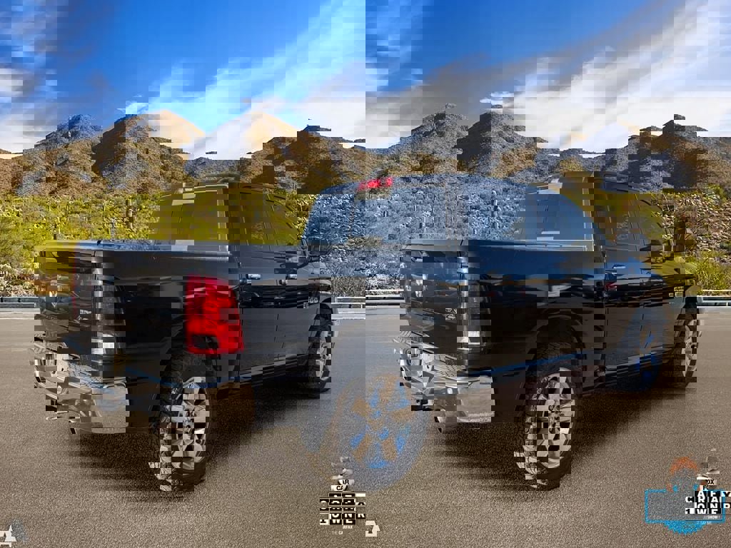 Used 2017 RAM 1500 Big Horn image 4