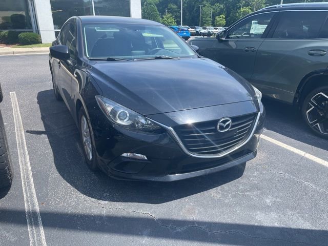 Used 2016 MAZDA MAZDA3 i Sport w/ Preferred Equipment Package FWD image 2