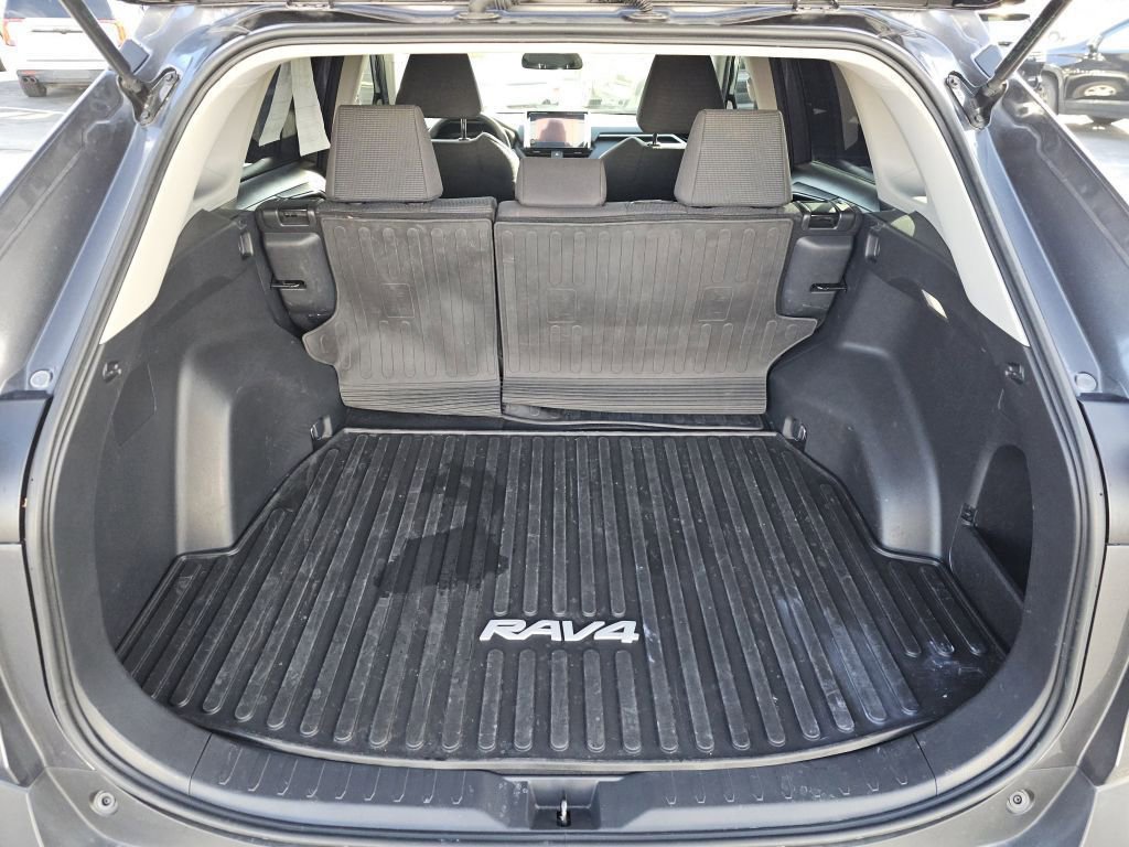 Used 2023 Toyota RAV4 LE image 25