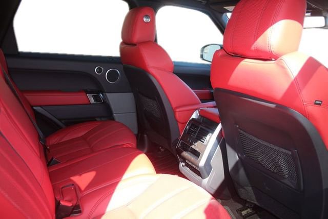 Used 2016 Land Rover Range Rover Sport Supercharged image 28