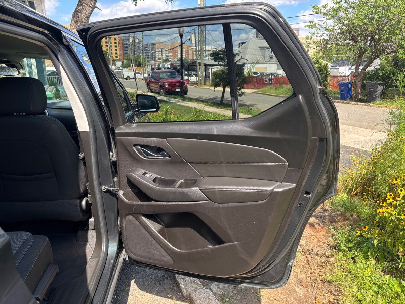 Used 2019 Chevrolet Traverse LT AWD/4WD image 13