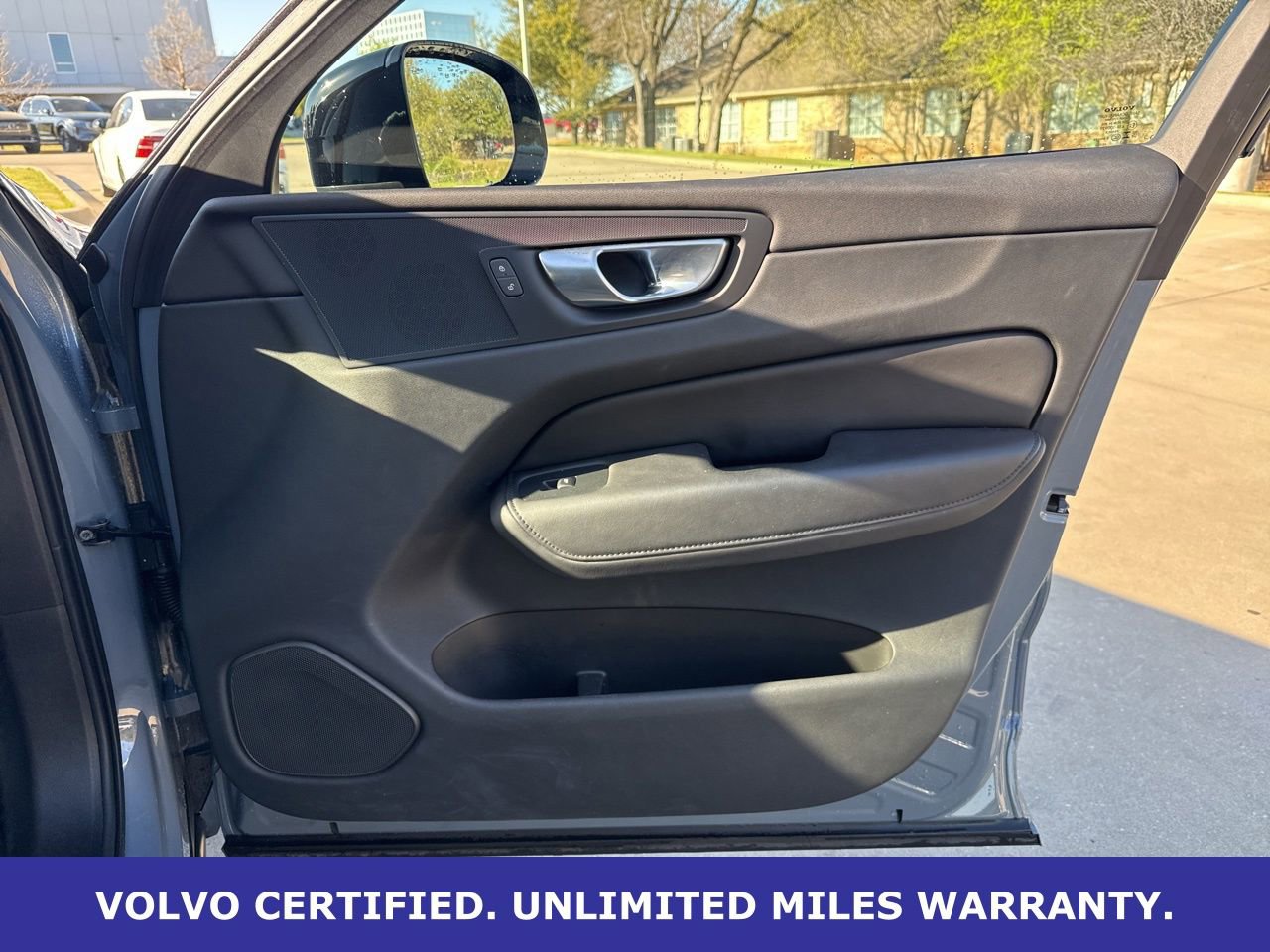 Certified 2024 Volvo XC60 B5 Core image 10