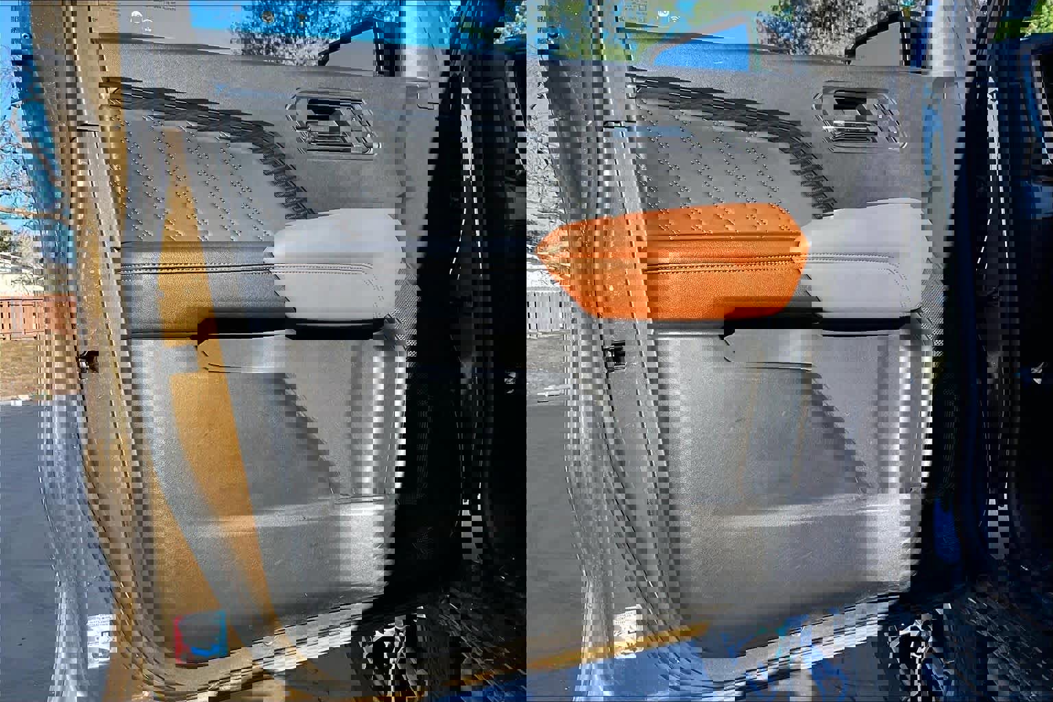 Used 2023 GMC Canyon AT4 w/ Technology Package image 24