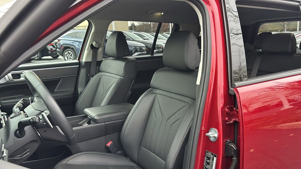 Used 2025 Hyundai Santa Fe SEL image 10