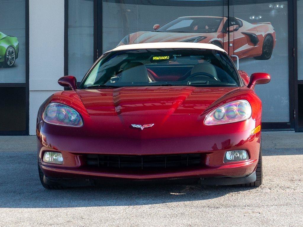 Used 2005 Chevrolet Corvette Convertible w/ Preferred Equipment Group RWD image 6