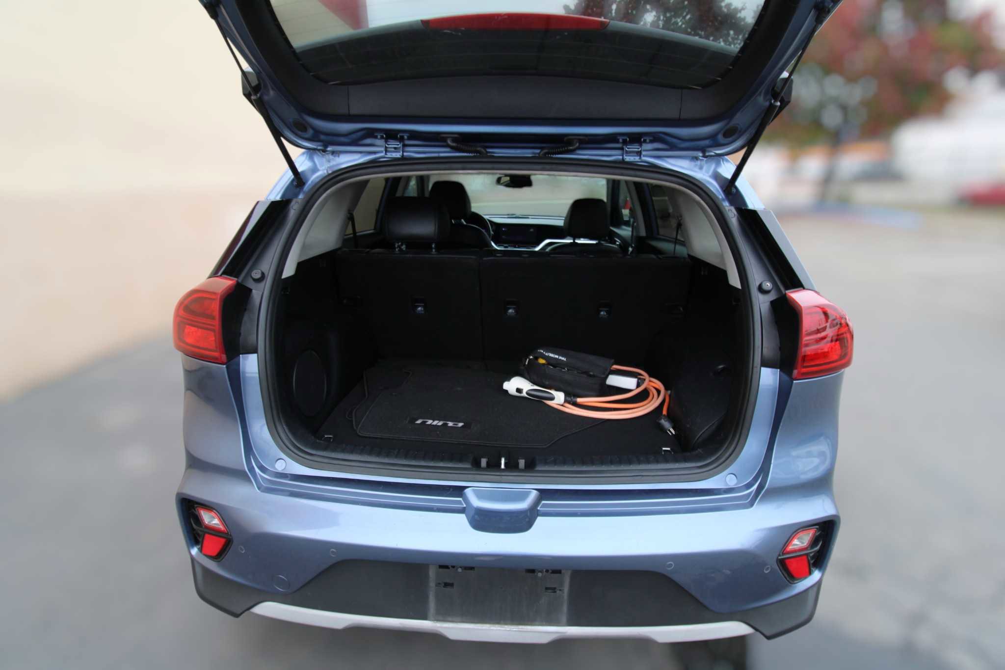 Used 2022 Kia Niro EX Premium image 10