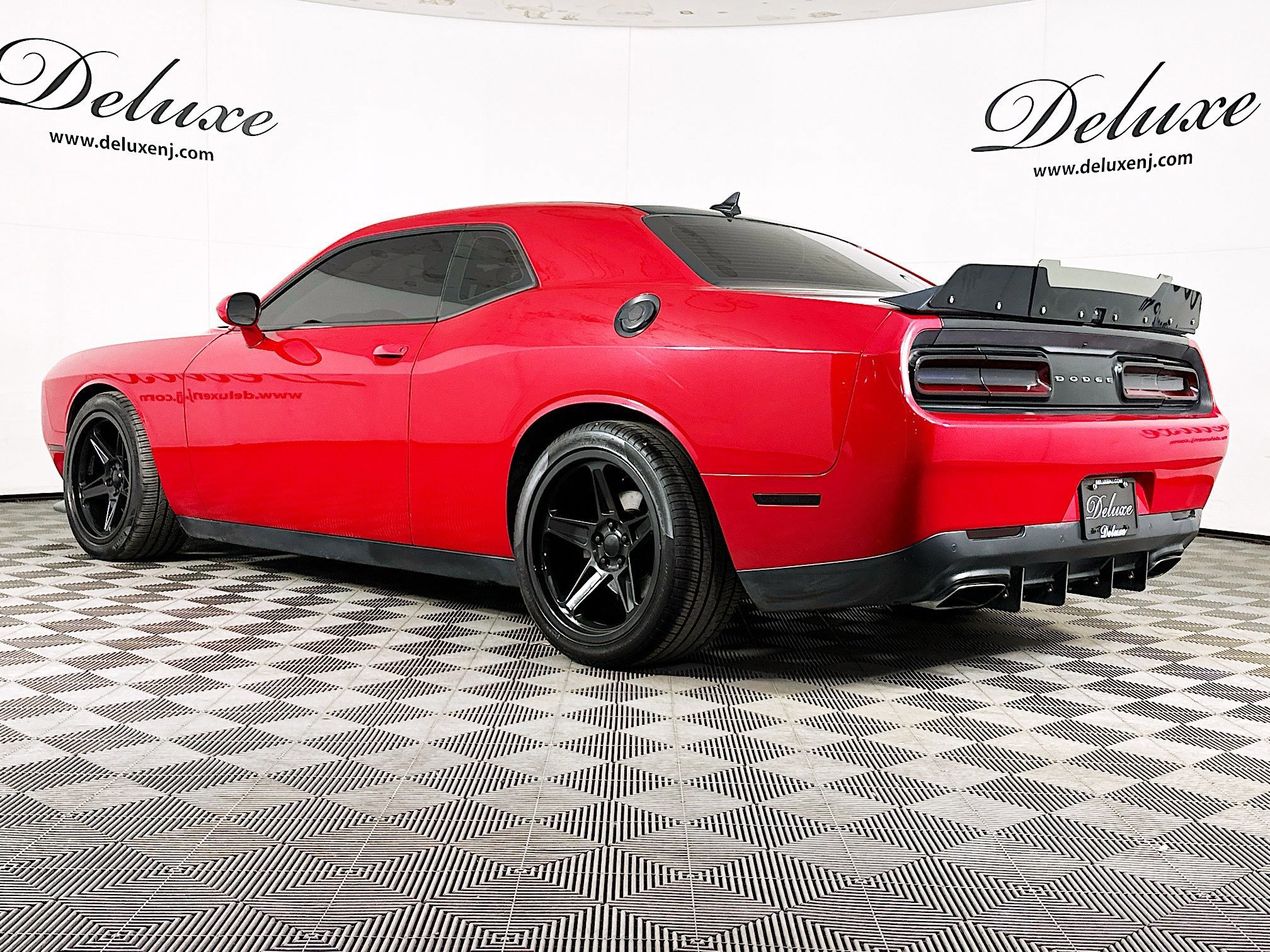 Used 2016 Dodge Challenger R/T Plus image 4