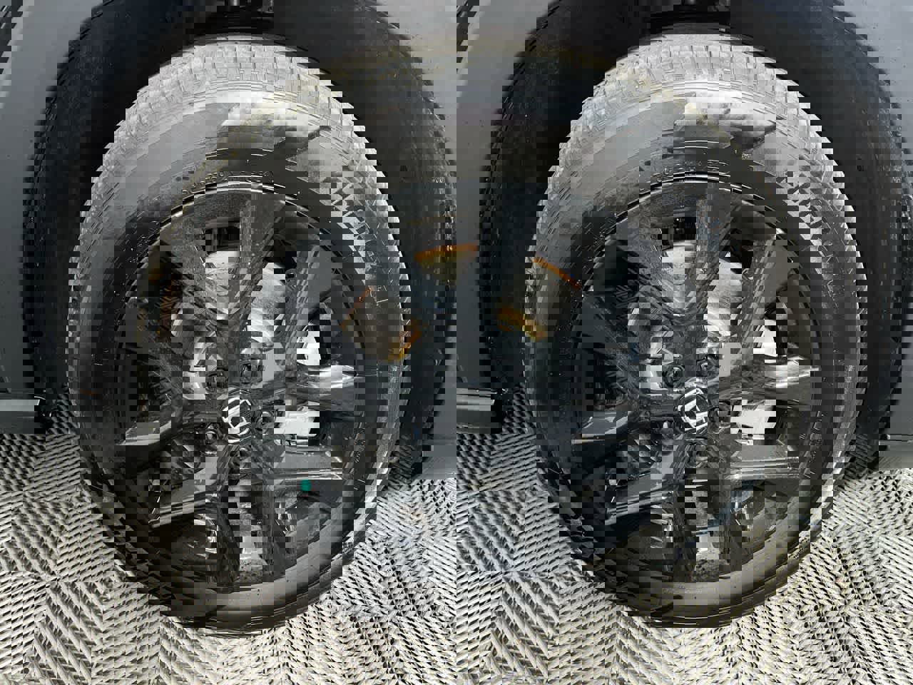 Used 2025 Honda HR-V Sport image 10