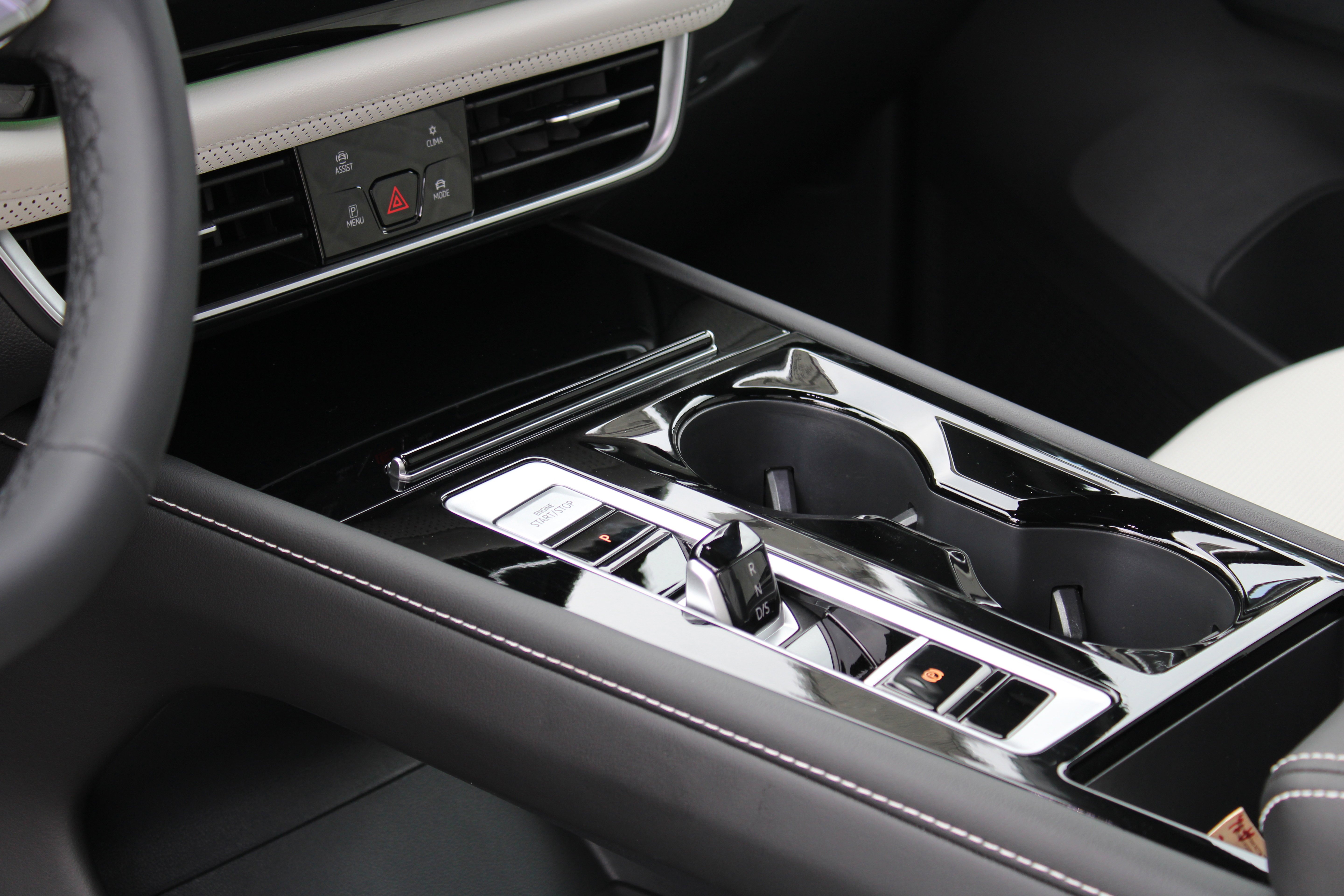 New 2025 Volkswagen Atlas Cross Sport SEL Premium R-Line image 15