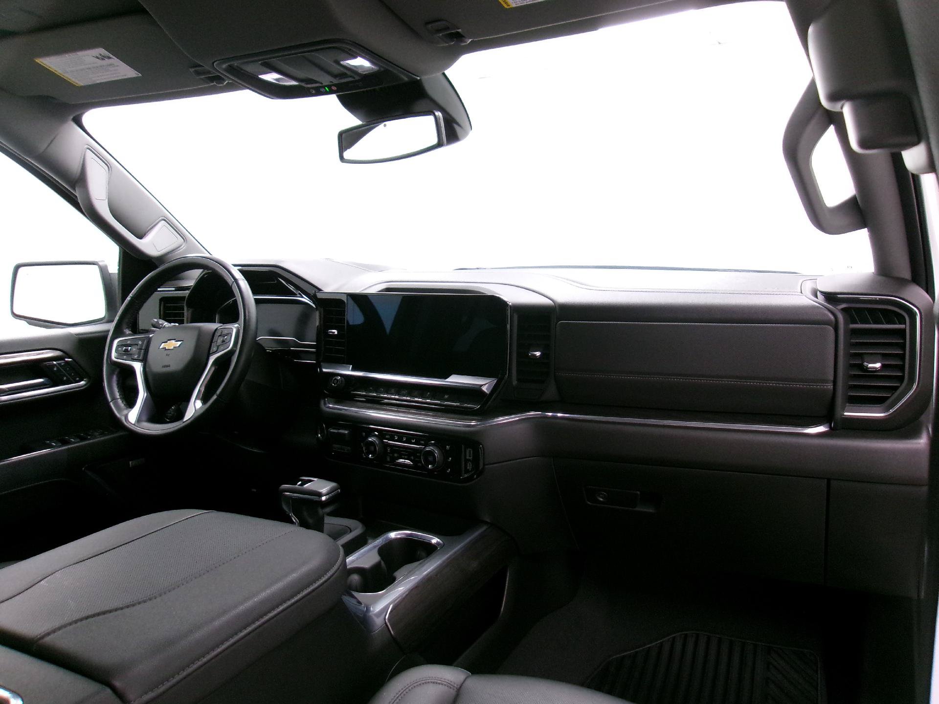 Used 2023 Chevrolet Silverado 1500 LTZ w/ Max Trailering Package AWD/4WD image 3