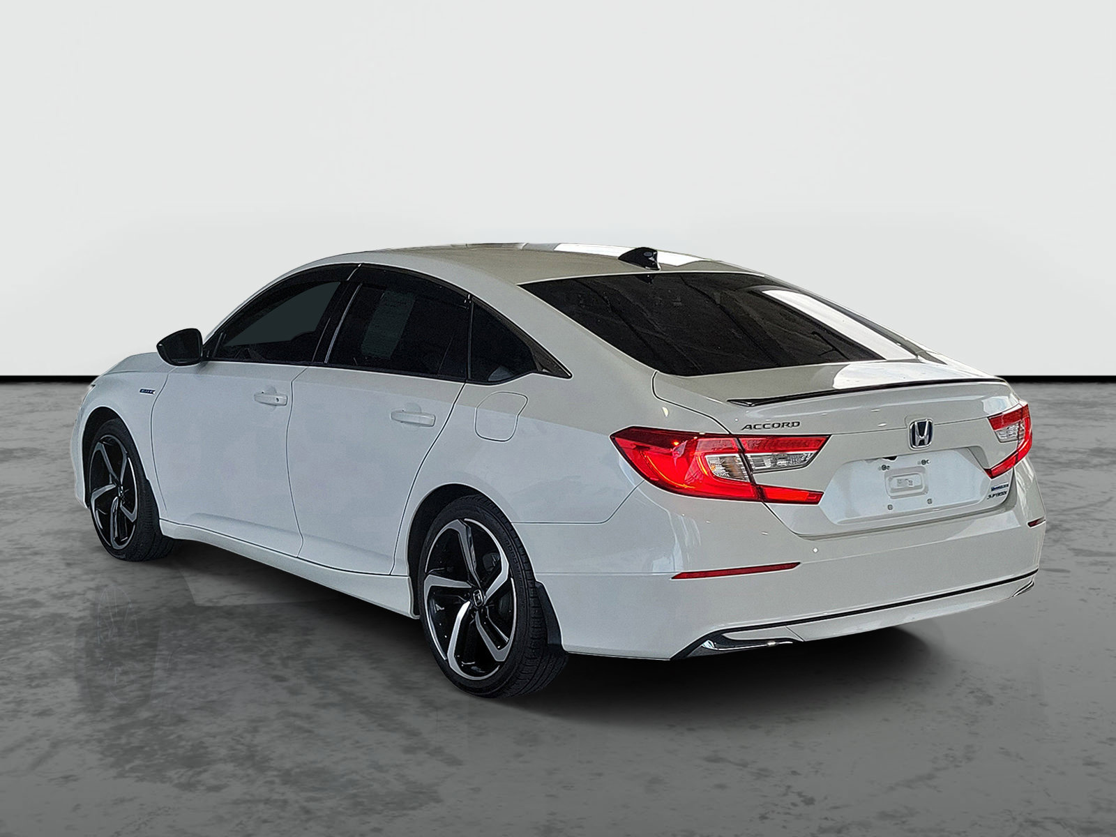 Used 2022 Honda Accord Sport image 3