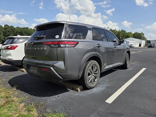 Used 2022 Nissan Pathfinder S FWD image 4