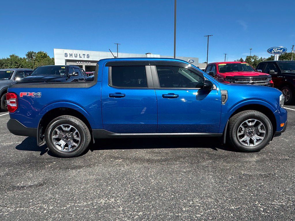Certified 2024 Ford Maverick Lariat w/ FX4 Off-Road Package AWD/4WD image 4