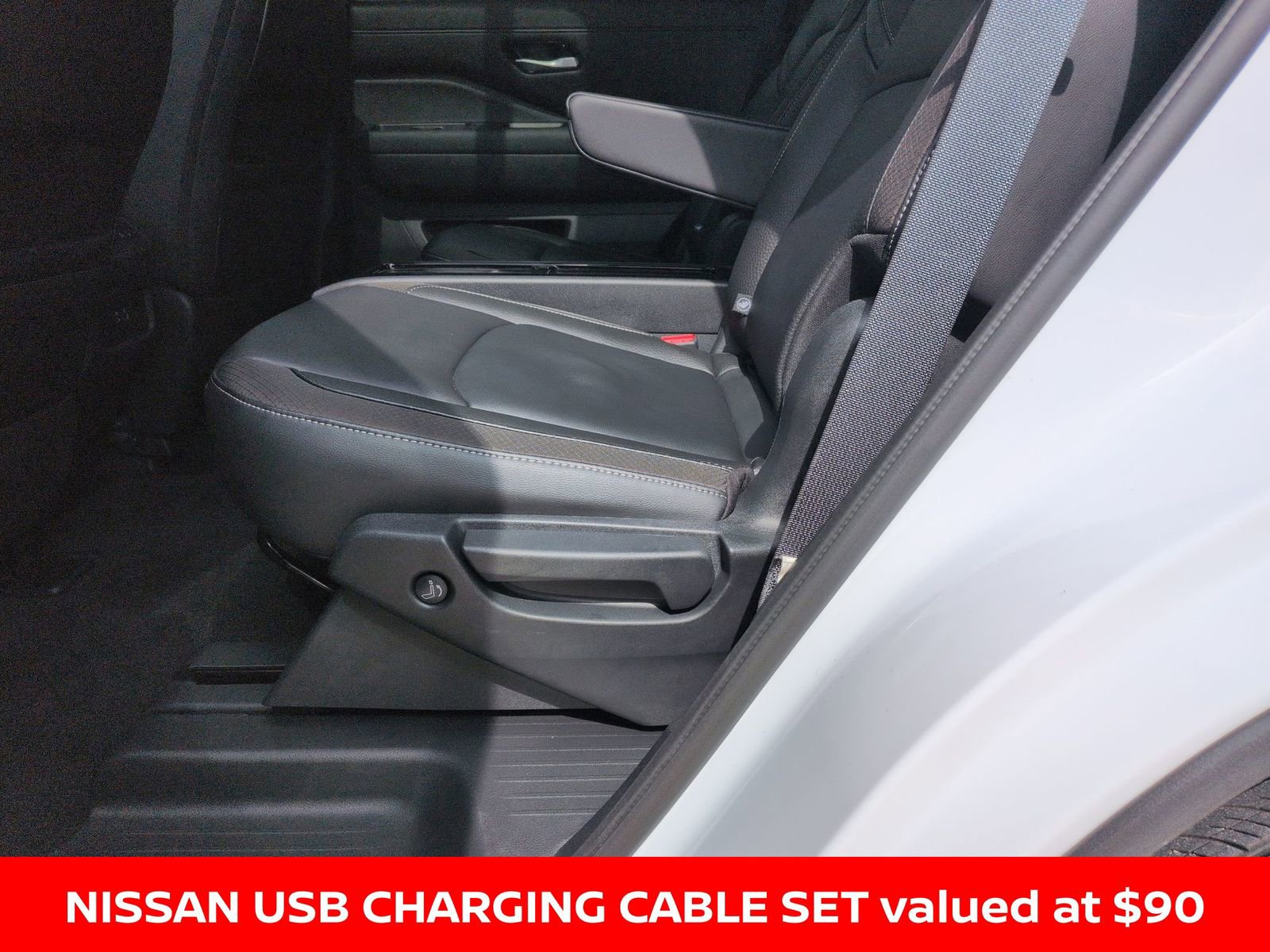 Certified 2025 Nissan Pathfinder SL w/ SL Premium Package image 30