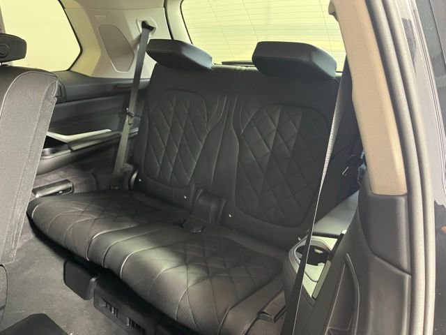Used 2026 BMW X7 xDrive40i w/ Premium Package image 20