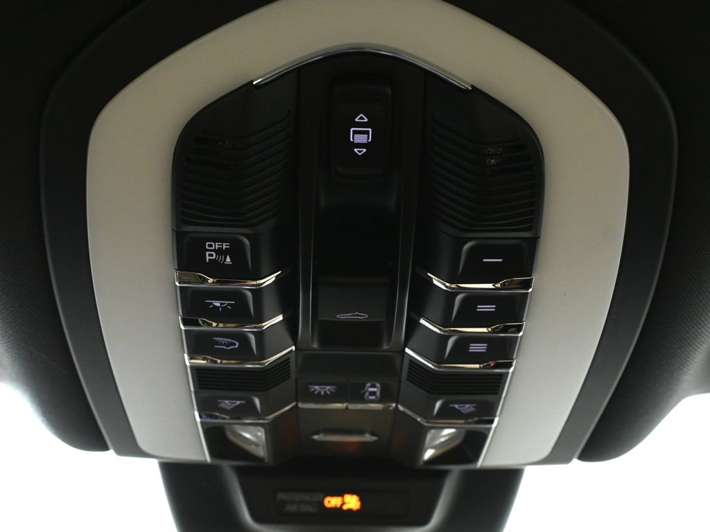 New 2026 Porsche Macan AWD/4WD image 21