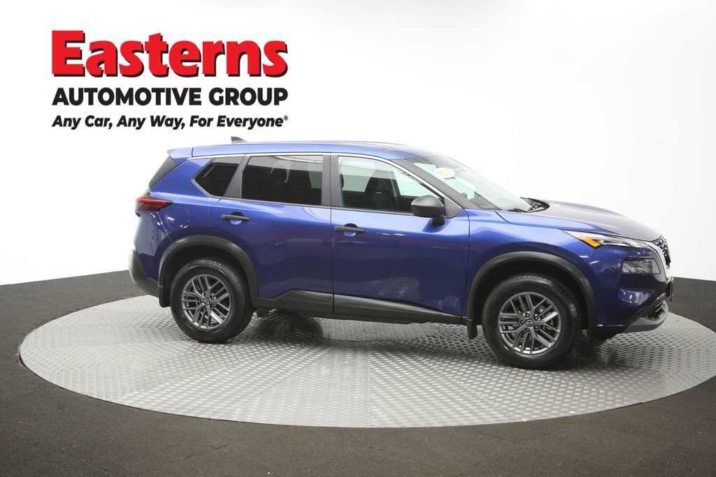 Used 2023 Nissan Rogue S AWD/4WD image 49