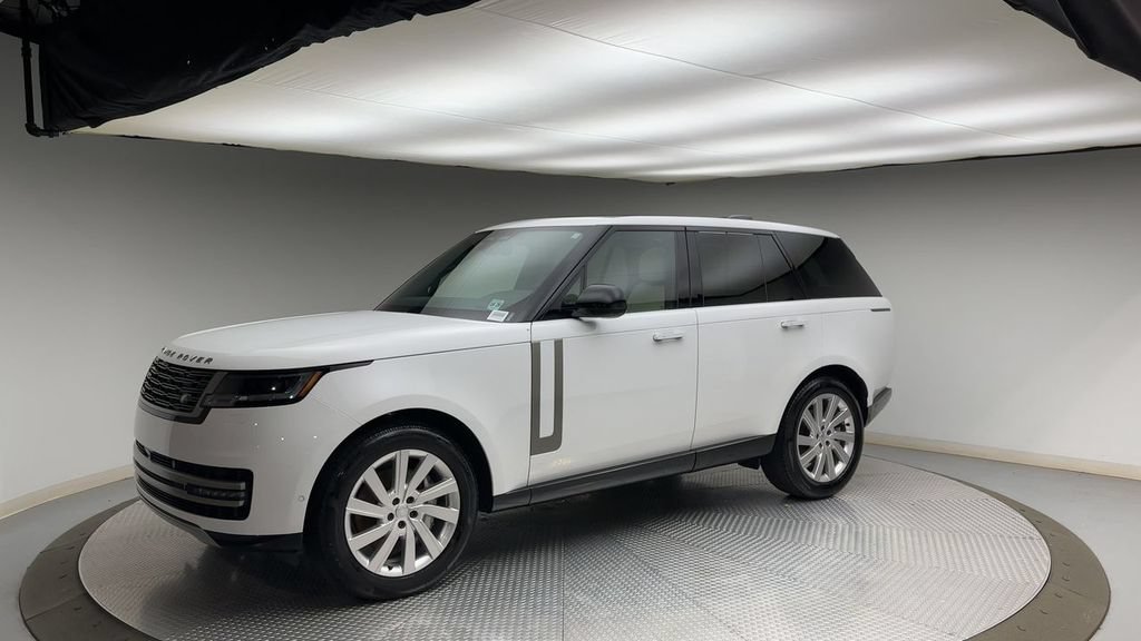 Certified 2025 Land Rover Range Rover SE AWD/4WD image 6