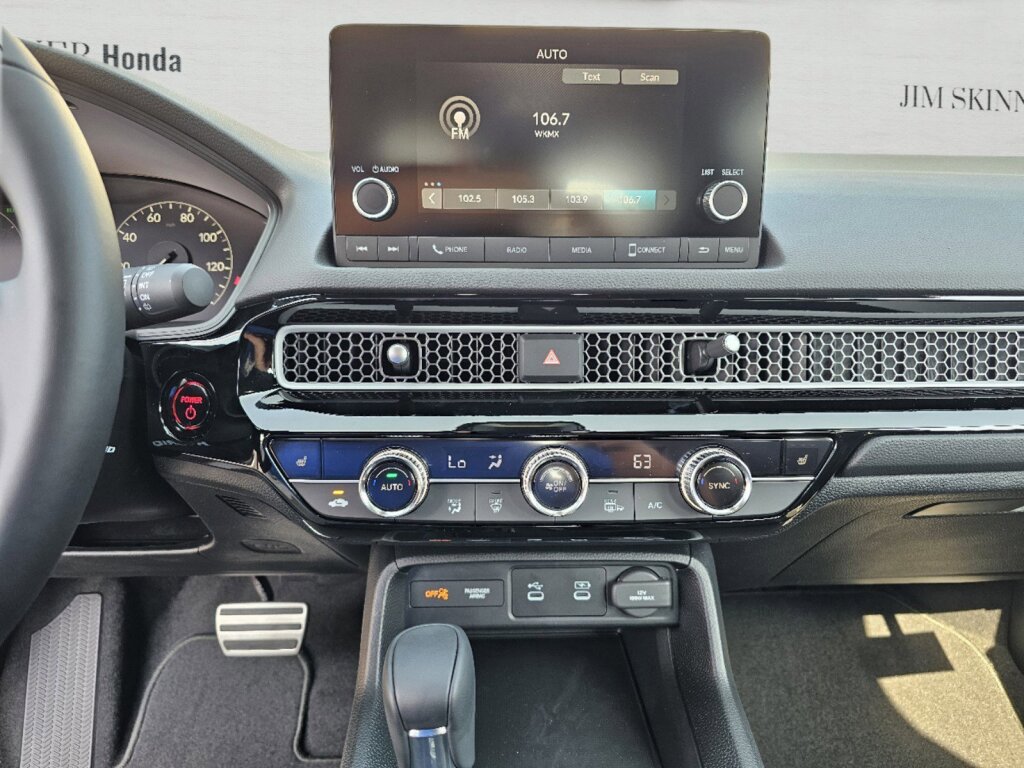 Used 2025 Honda Civic Sport image 15