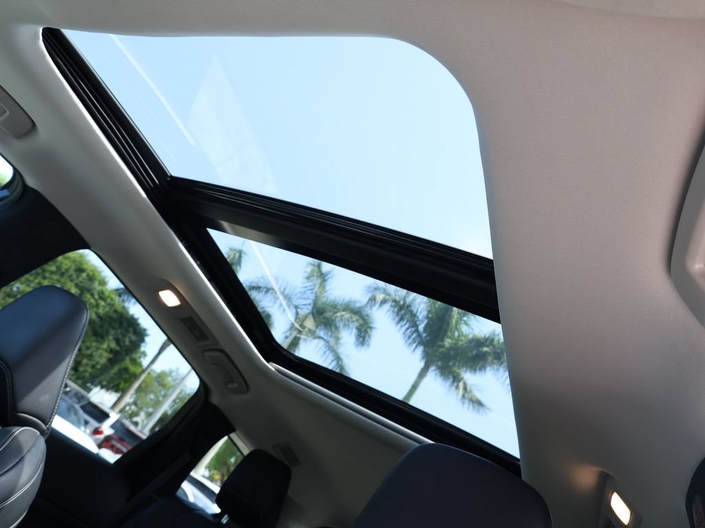 Certified 2023 INFINITI QX60 Pure FWD image 17