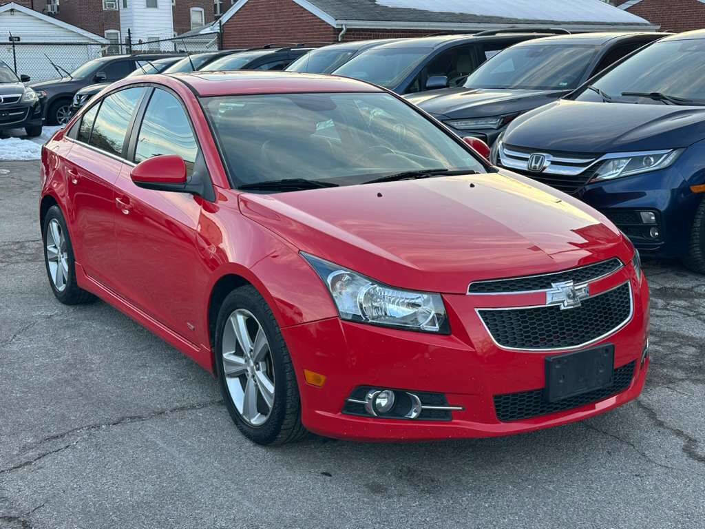 Used 2014 Chevrolet Cruze LT w/ RS Package image 1