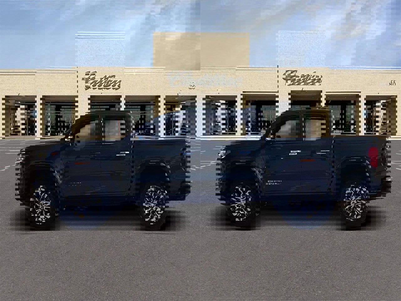 Used 2024 GMC Canyon Denali image 9