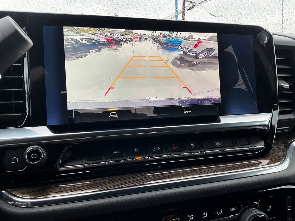 Used 2024 Chevrolet Silverado 1500 LT AWD/4WD image 18