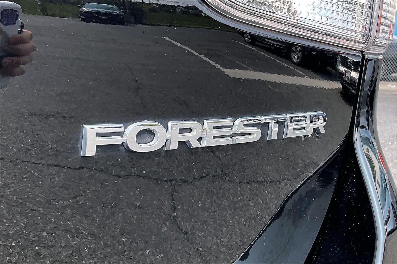 Used 2023 Subaru Forester Premium AWD/4WD image 10