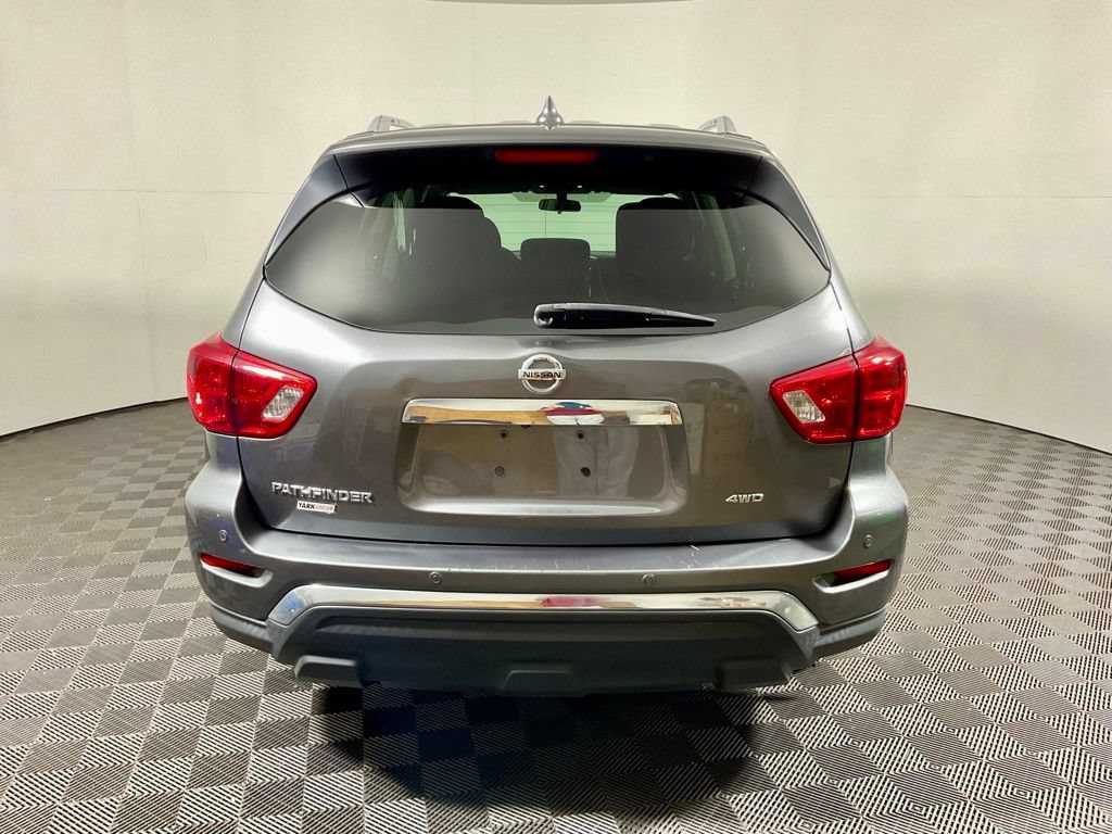 Used 2019 Nissan Pathfinder S AWD/4WD image 12