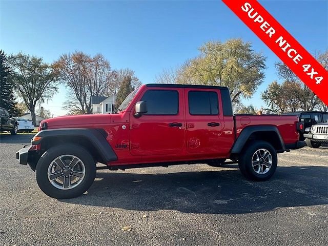 Used 2021 Jeep Gladiator Sport image 4