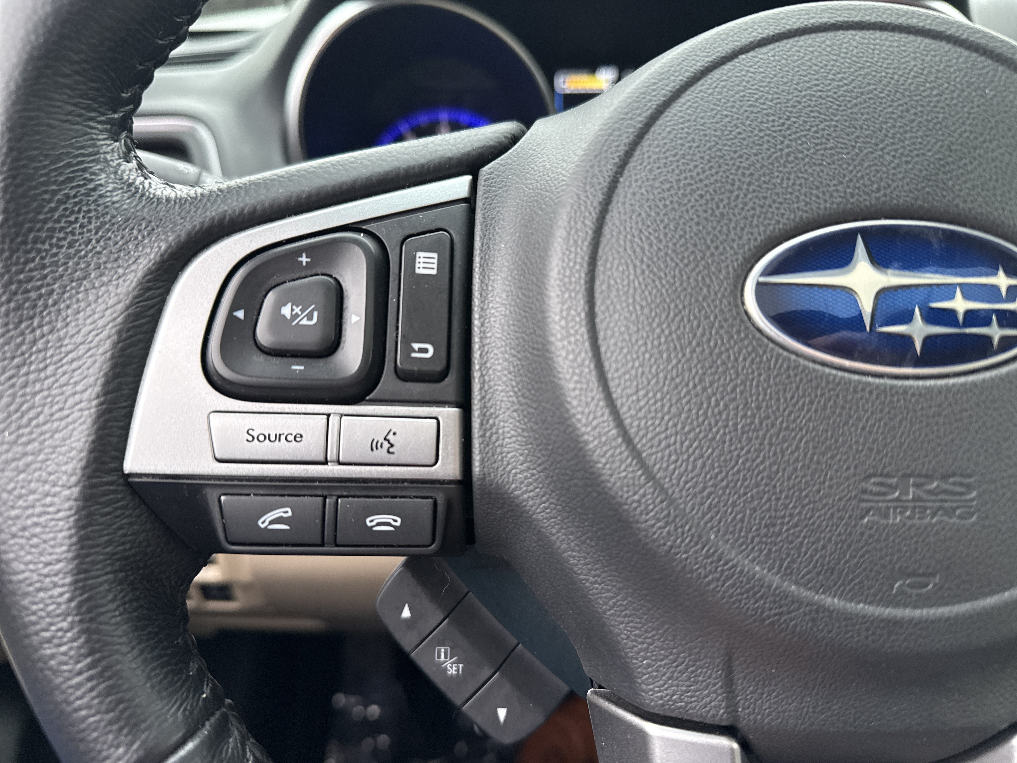 Used 2017 Subaru Outback 2.5i Limited AWD/4WD image 31