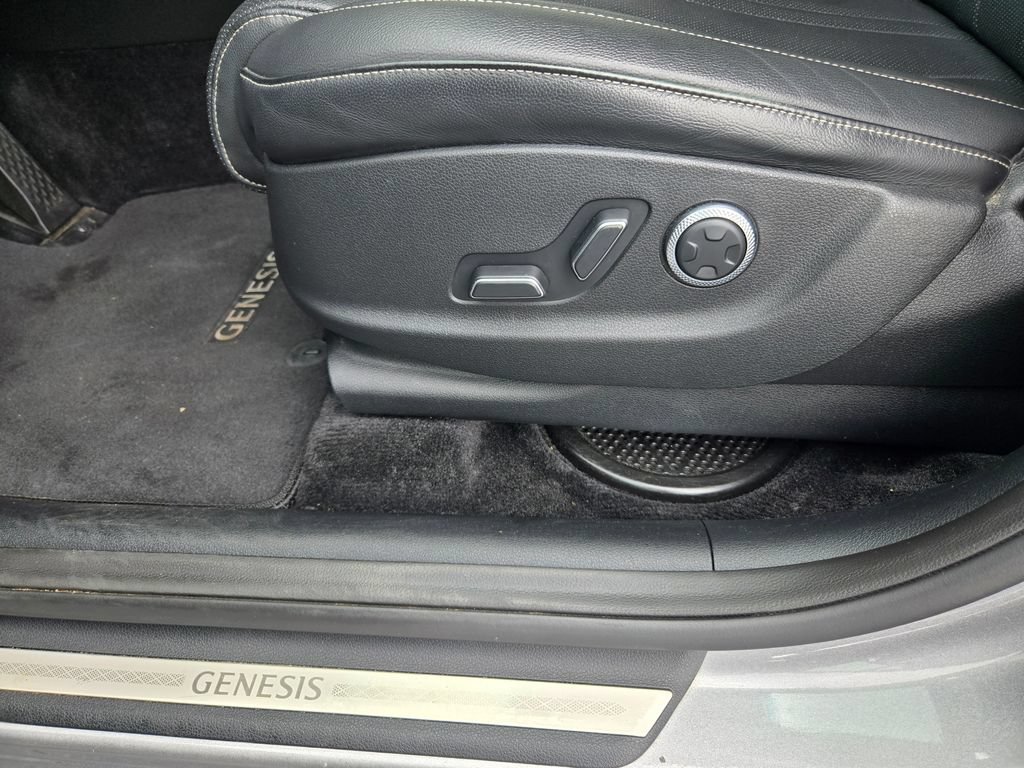 Used 2024 Genesis GV80 2.5T AWD/4WD image 15