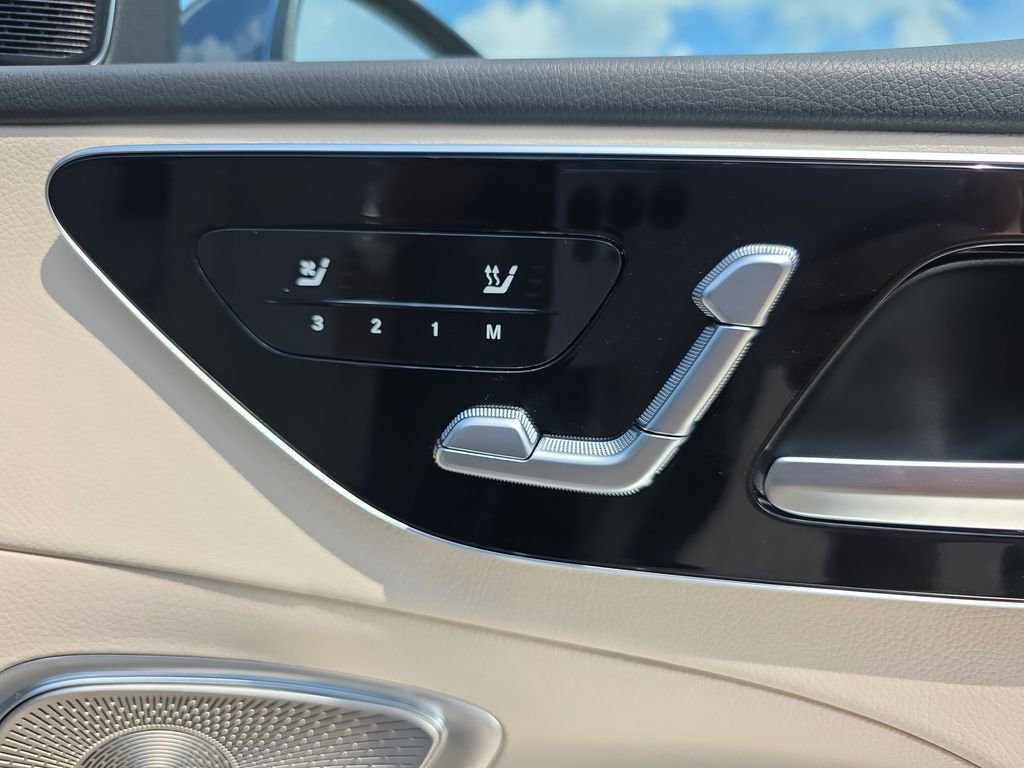 Certified 2026 Mercedes-Benz C 300 4MATIC Sedan image 17