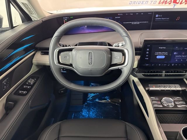 New 2025 Lincoln Nautilus Premier image 10