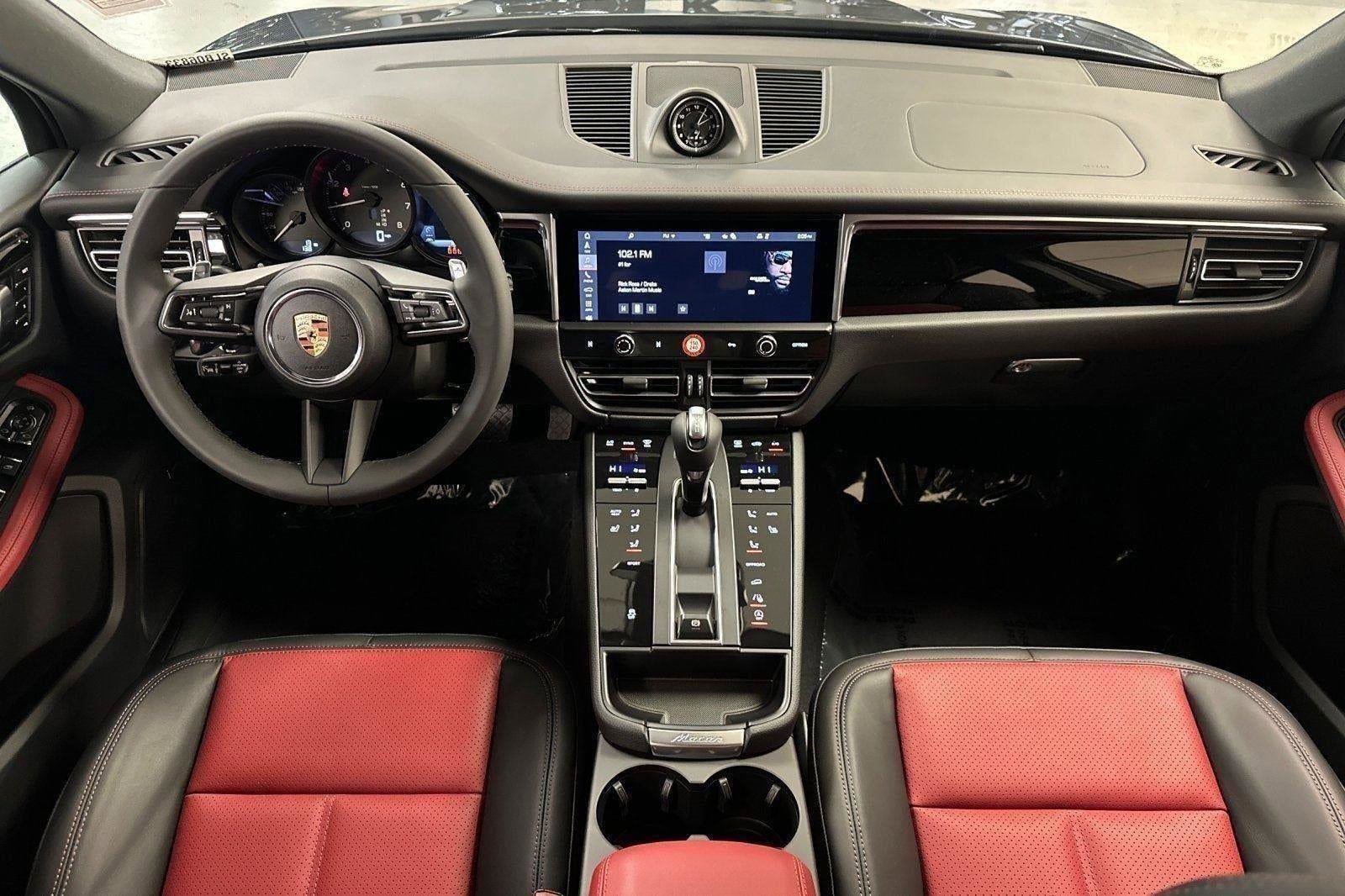 Certified 2025 Porsche Macan image 94