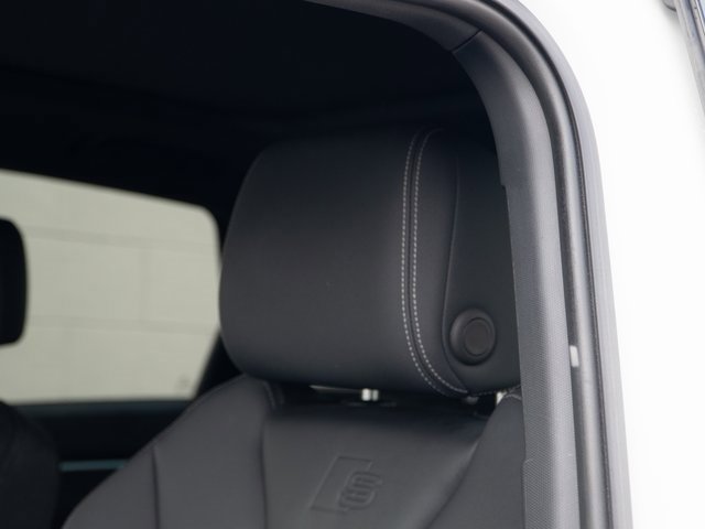 Used 2020 Audi Q3 2.0T Prestige w/ Prestige Package image 19