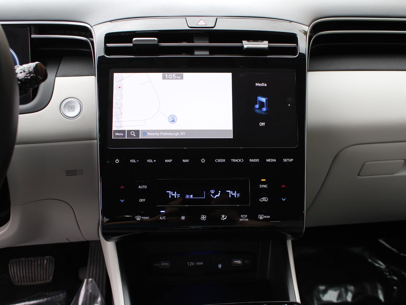 Used 2024 Hyundai Tucson Limited image 11