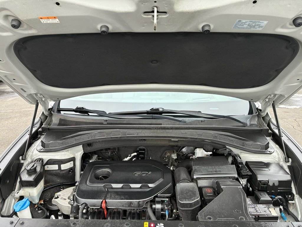 Used 2020 Hyundai Santa Fe Limited w/ Cargo Package image 9