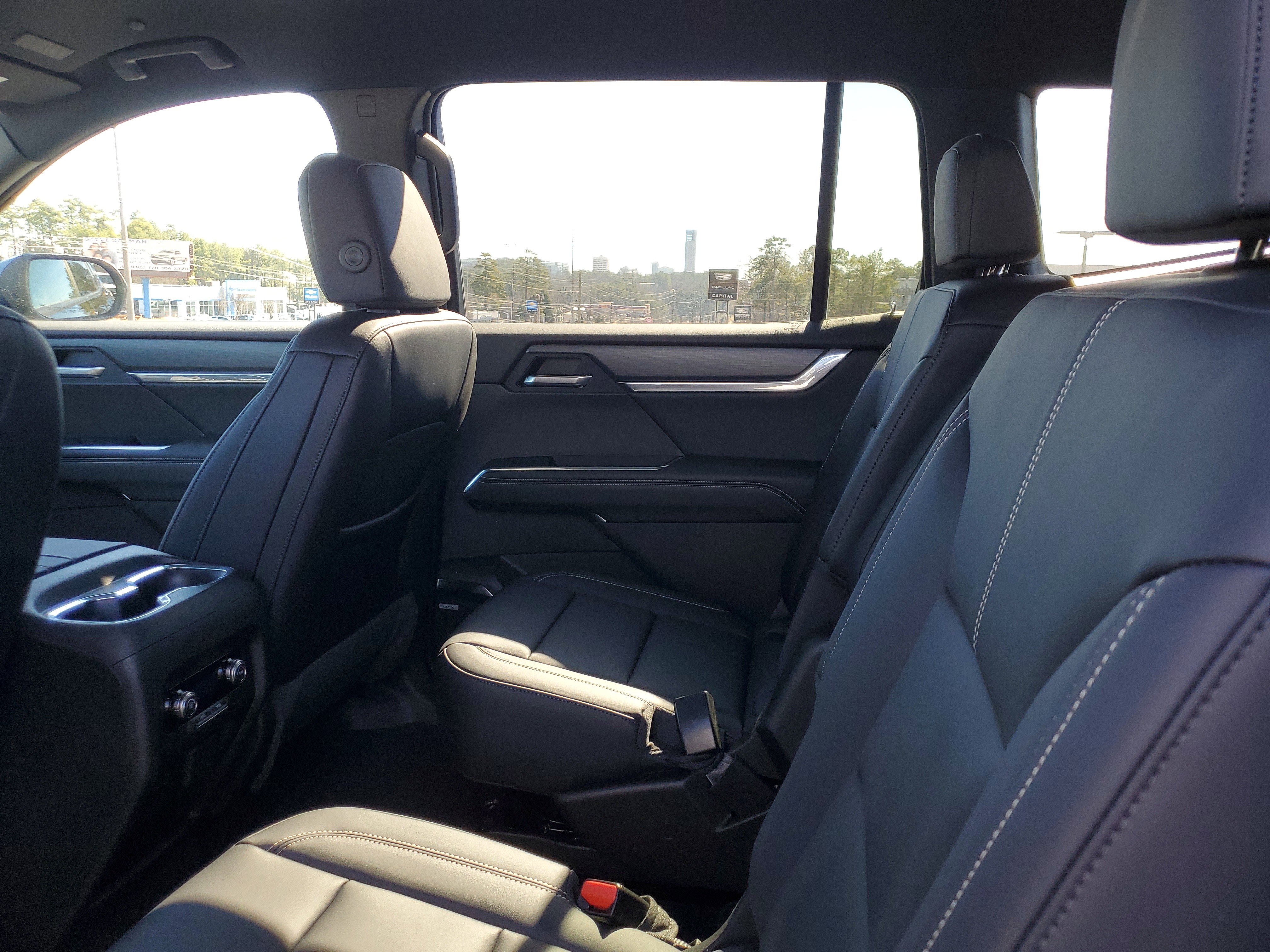 New 2025 GMC Acadia Elevation w/ Elevation Premium Package image 9