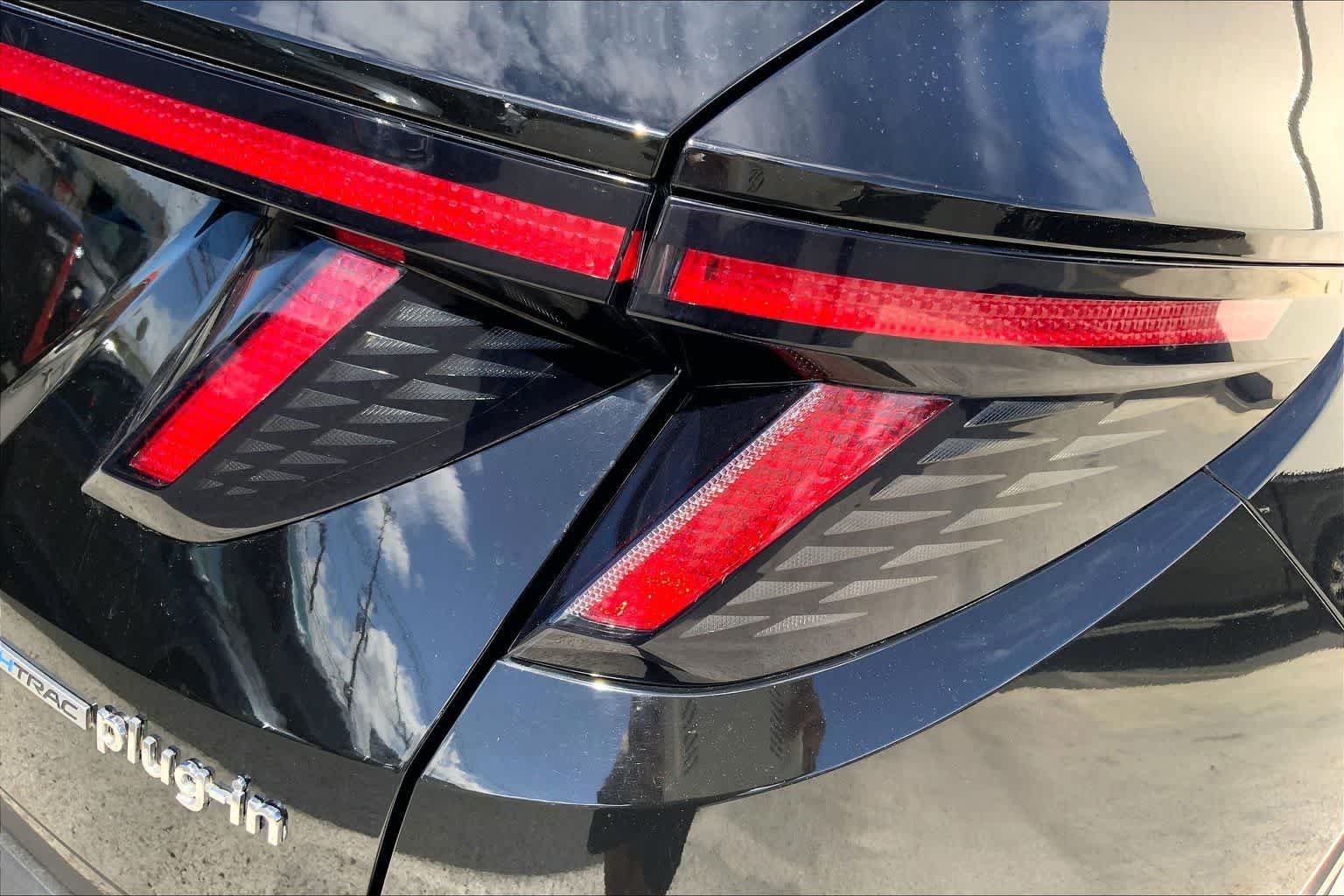 Used 2023 Hyundai Tucson Limited AWD/4WD image 32