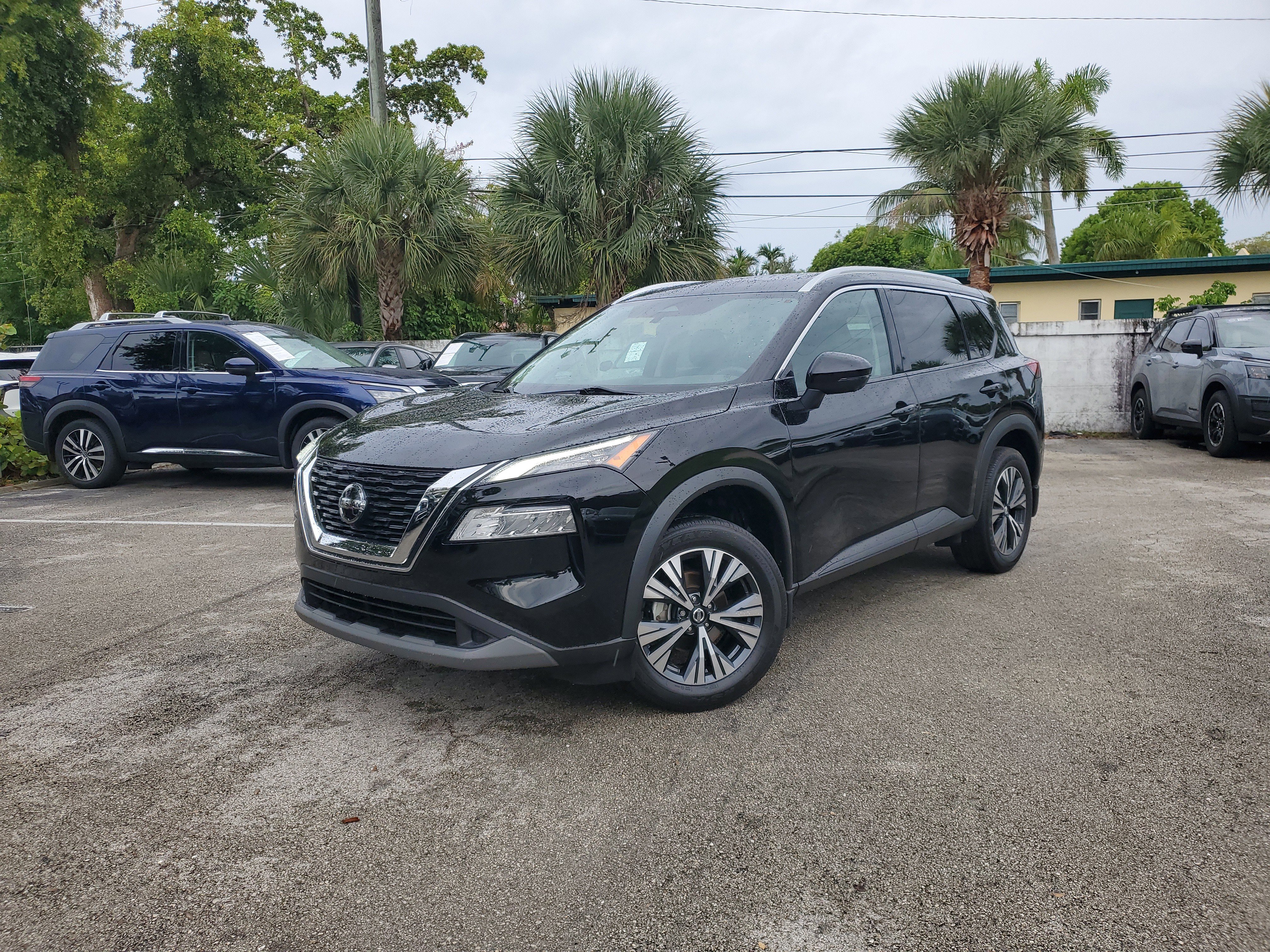 Certified 2021 Nissan Rogue SV w/ Premium Package image 31