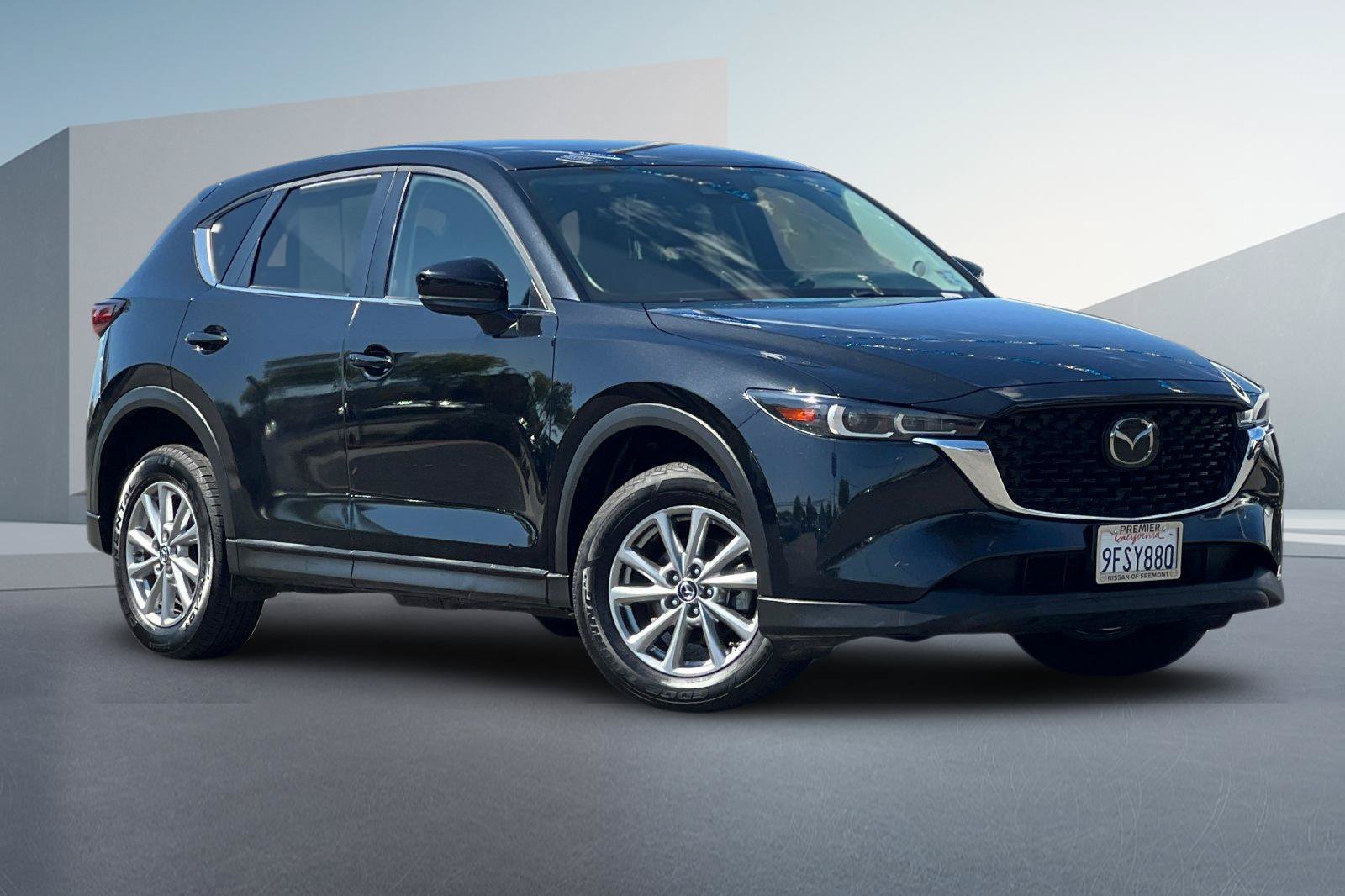 Used 2023 MAZDA CX-5 AWD 2.5 S w/ Select Package image 2
