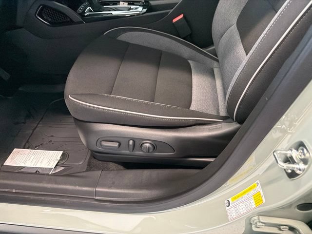 New 2026 Chevrolet TrailBlazer LT w/ Convenience Package AWD/4WD image 10